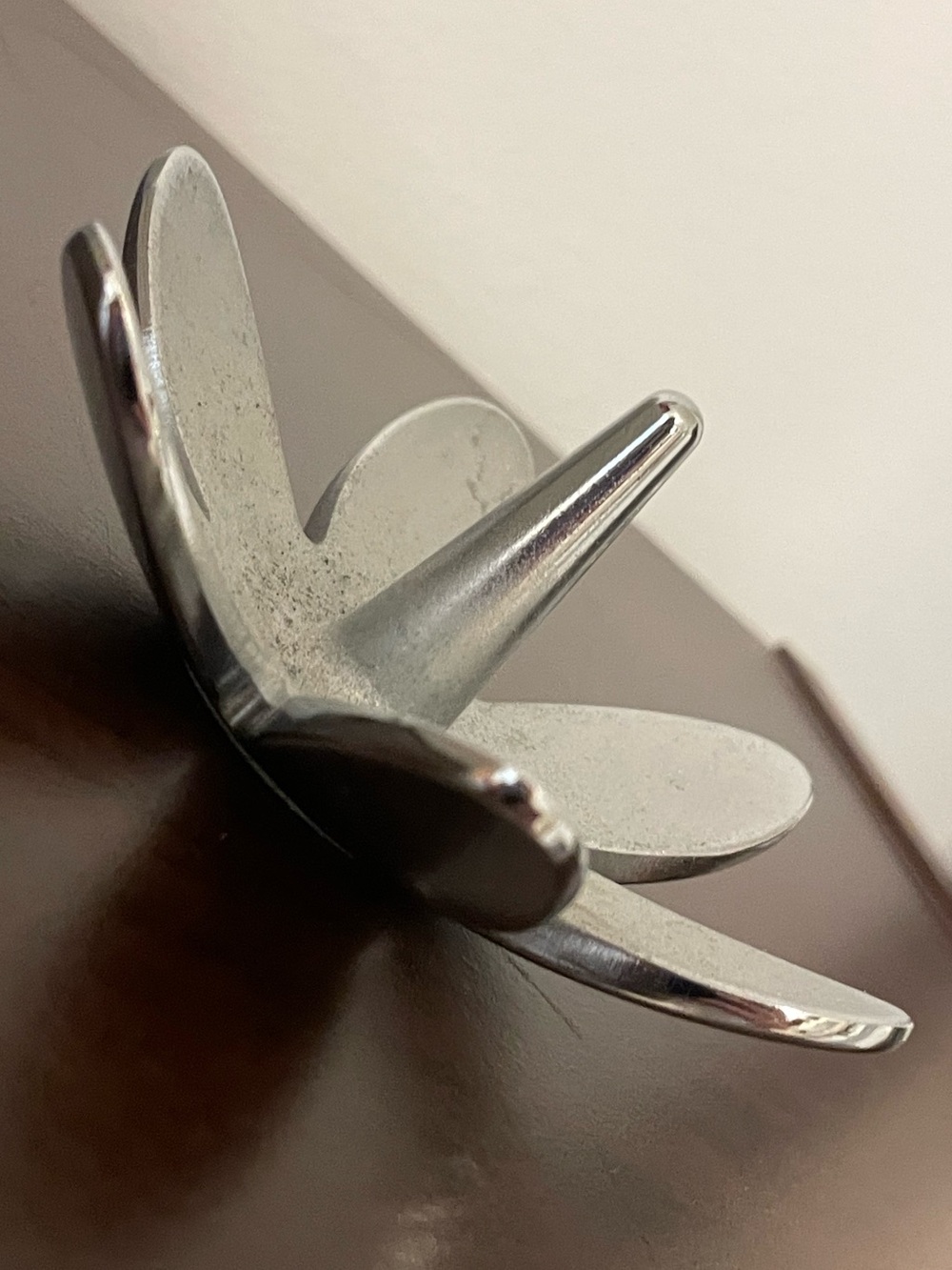 Umbra silver tone trinket dish metal flower petals ring holder euc jewelry